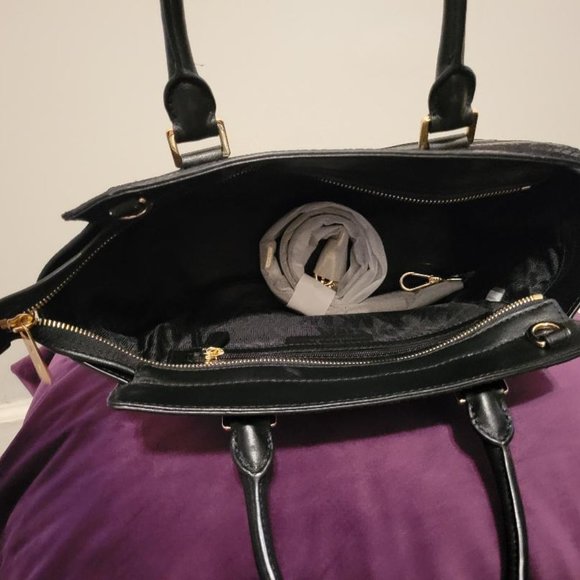 Michael Kors black handbag with multiple textures. - Picture 4 of 7